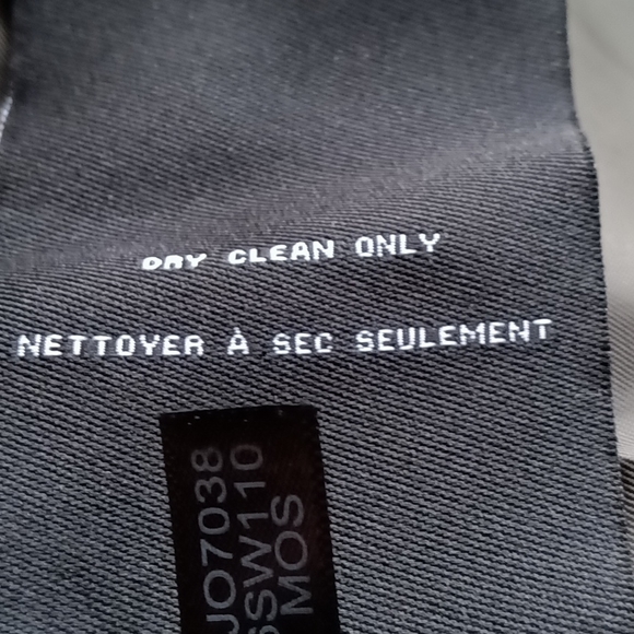 NWOT Cole Haan Signature wool zip front with toggles size 14 - Picture 8 of 8